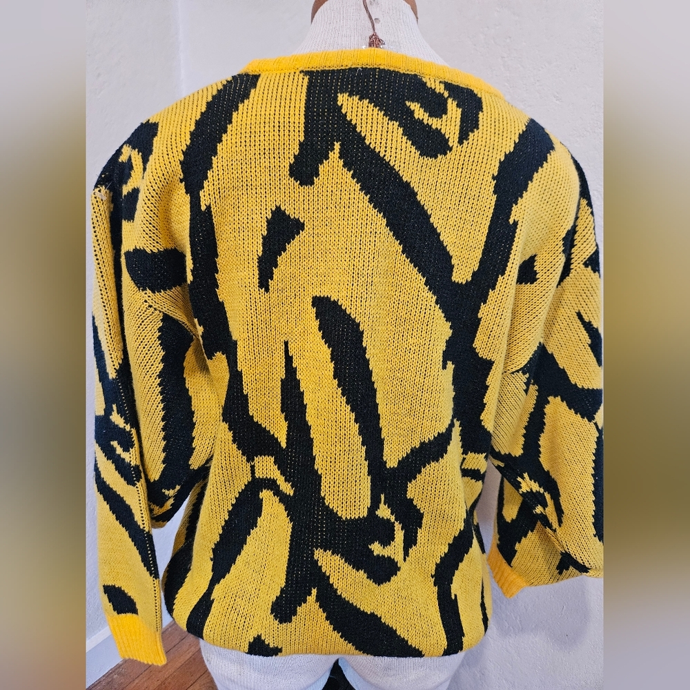 Here’s a Hug Retro Vintage 80/90s Sweater  Size M - Picture 2 of 6